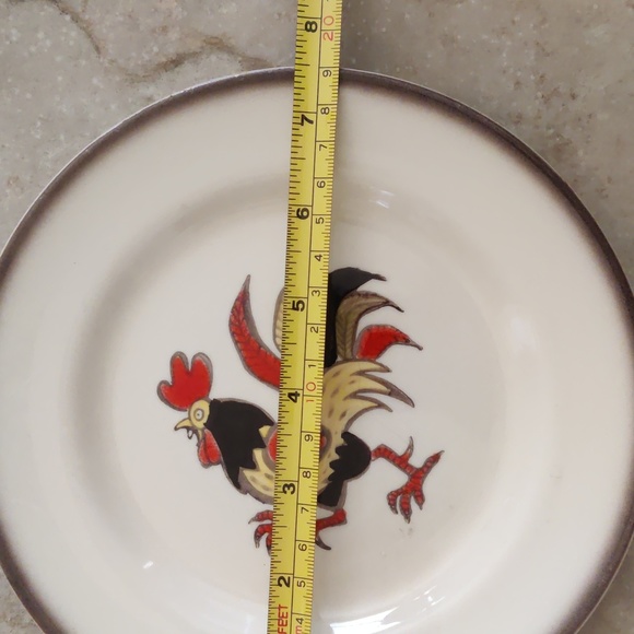 Lot of 5 Metlox California Poppytrail Red Rooster Salad Plates and Dessert Bowls - Picture 11 of 15
